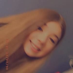 Meet your Posher, Alexis